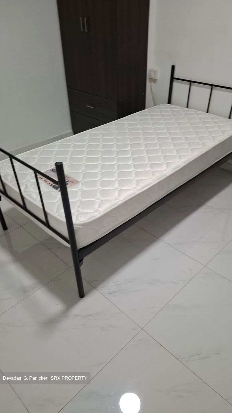 Blk 104 Jurong East Ville (Jurong East), HDB 3 Rooms #575803511